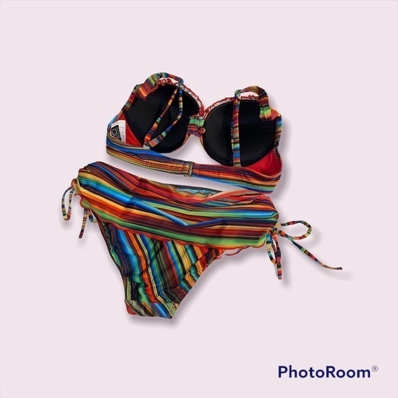 𝅺becca Y2K Stripe Bikini Set - Picture 2 of 6